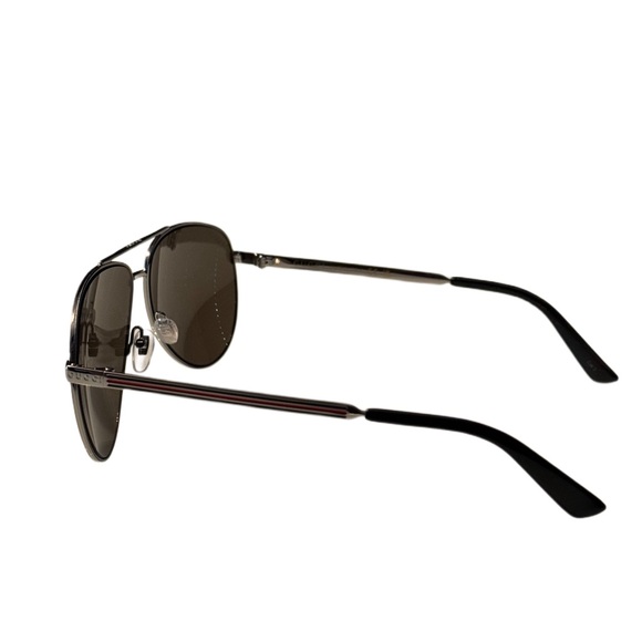 GUCCI Aviator Sunglasses w/Striped Logo - Picture 3 of 4